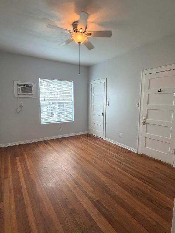 101 W 8th St - Photo 5 of 9