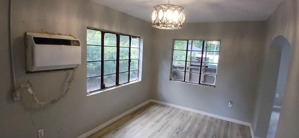 1226 Sw 5th St - Photo 6 of 13