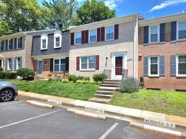 featured image of 2805 Balliett Ct