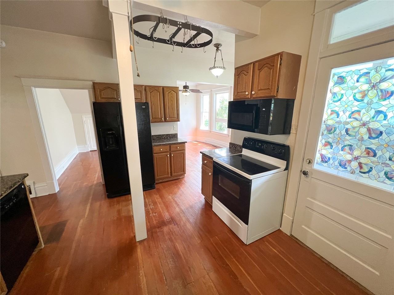 133 M St - Photo 6 of 24