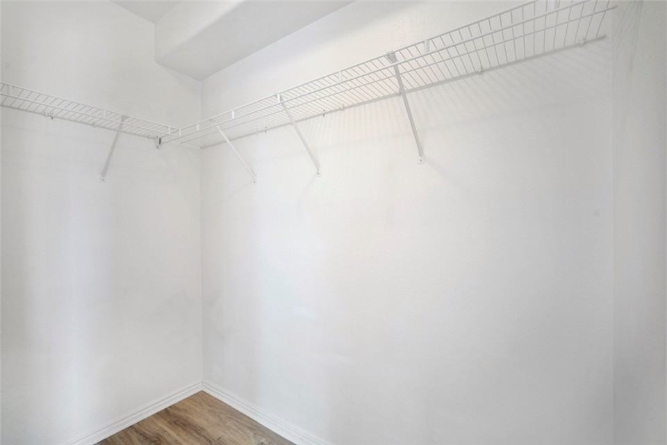 325 N St #17 - Photo 7 of 11