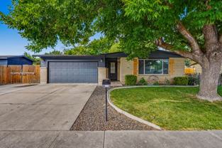 2115 N Courtney Dr - Photo 1 of 1