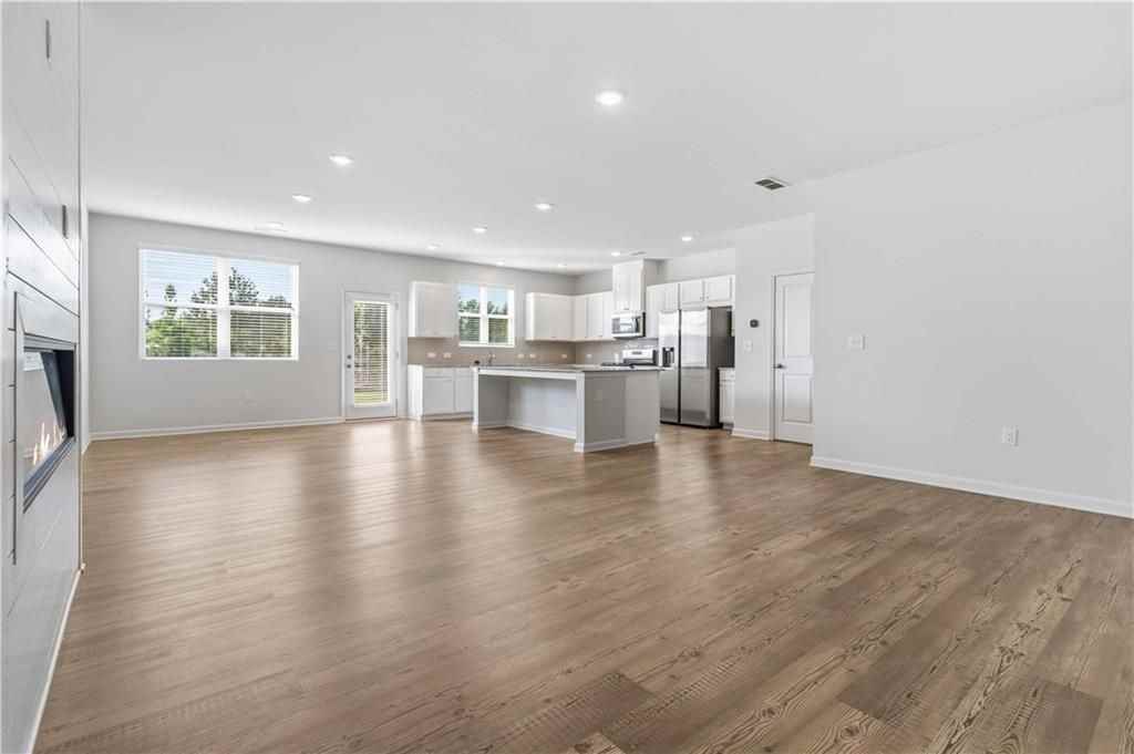 840 Point Place Dr - Photo 6 of 48