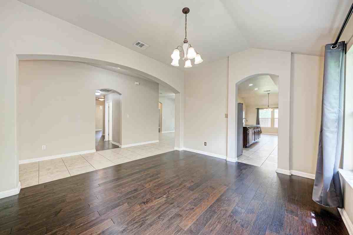18308 Shallow Pool Dr - Photo 5 of 42