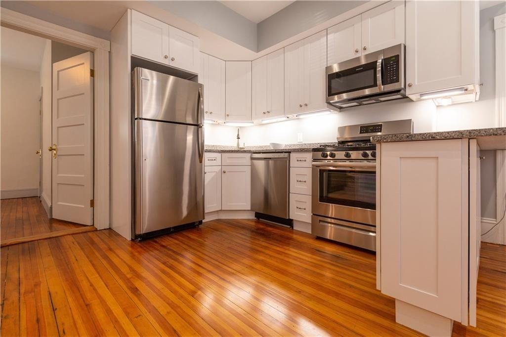 174 Broadway ##3 - Photo 5 of 27