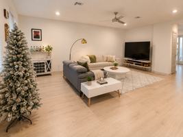featured image of 10924 Meris Ln
