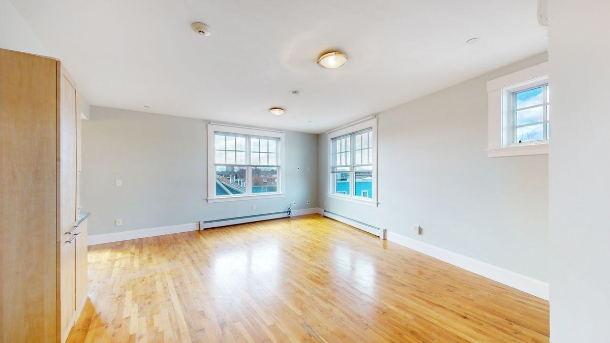 432 Norfolk St Apt 4a - Photo 2 of 13