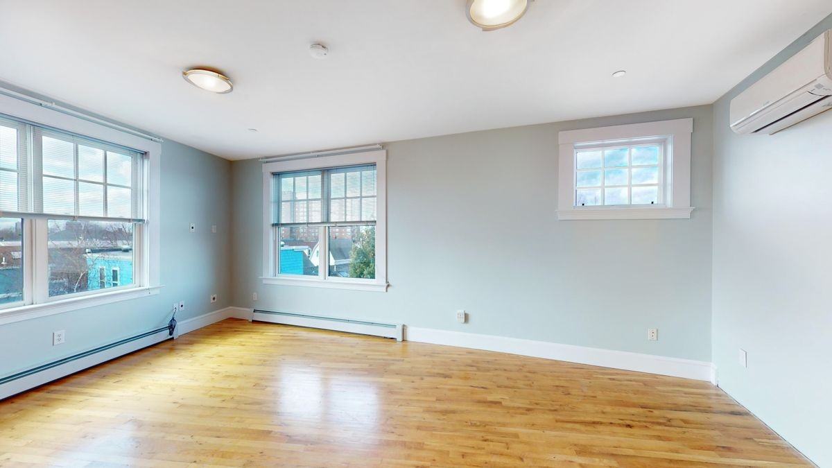 432 Norfolk St Apt 4a - Photo 4 of 13