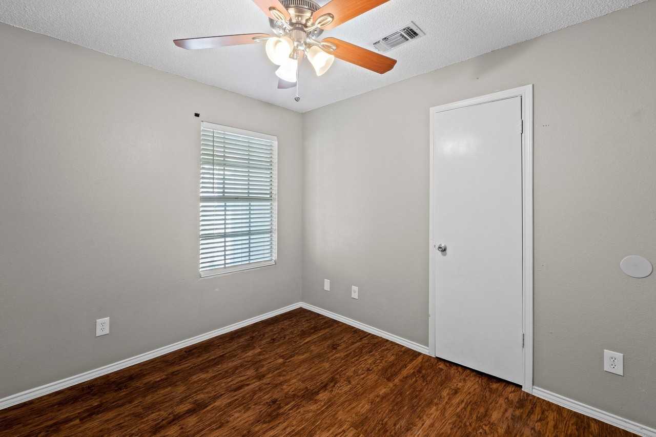 4208 Duval Rd #C - Photo 5 of 10
