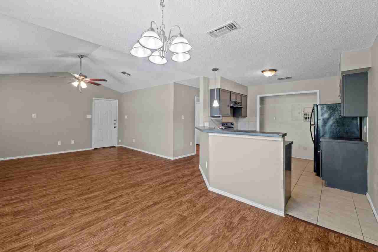 4208 Duval Rd #C - Photo 6 of 10