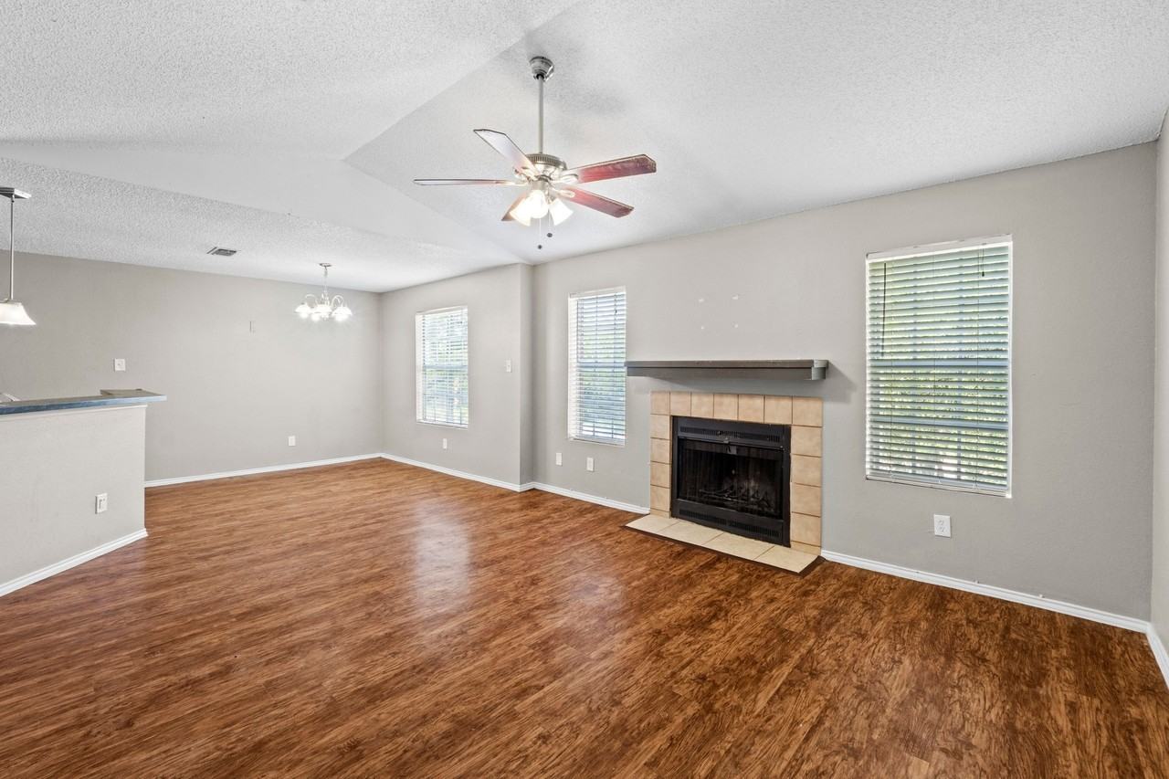 4208 Duval Rd #C - Photo 4 of 10