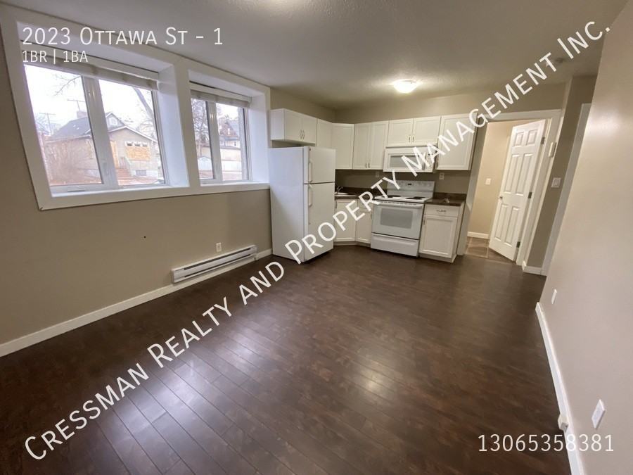 2023 Ottawa St - Photo 2 of 12