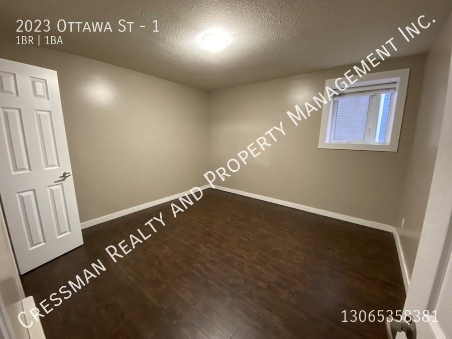 2023 Ottawa St - Photo 3 of 12