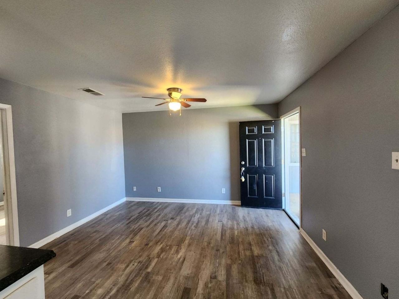 1409 Bundrant Drive - Photo 3 of 6