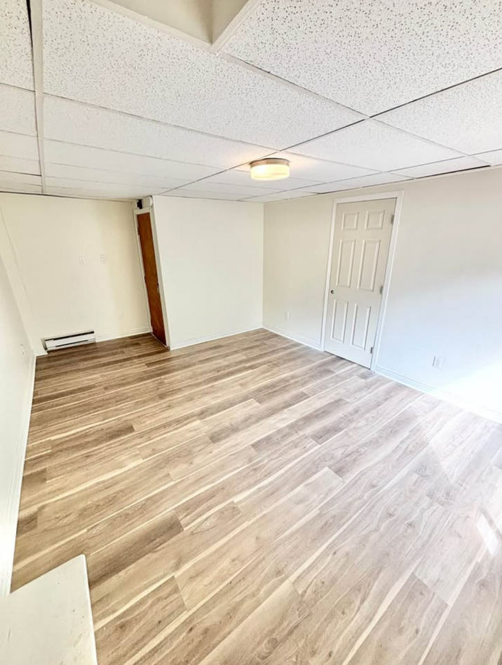 539 Union St #3 - Photo 3 of 7