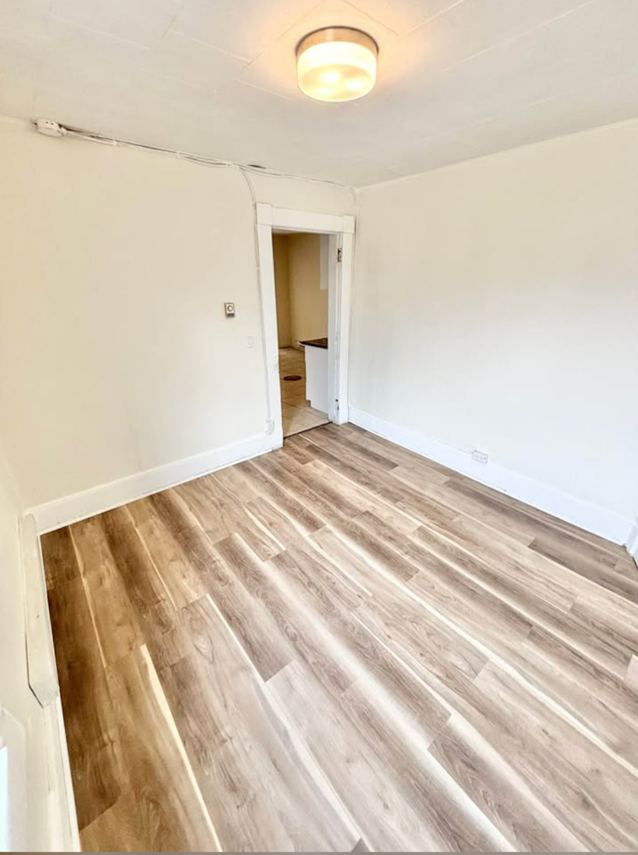 539 Union St #3 - Photo 5 of 7