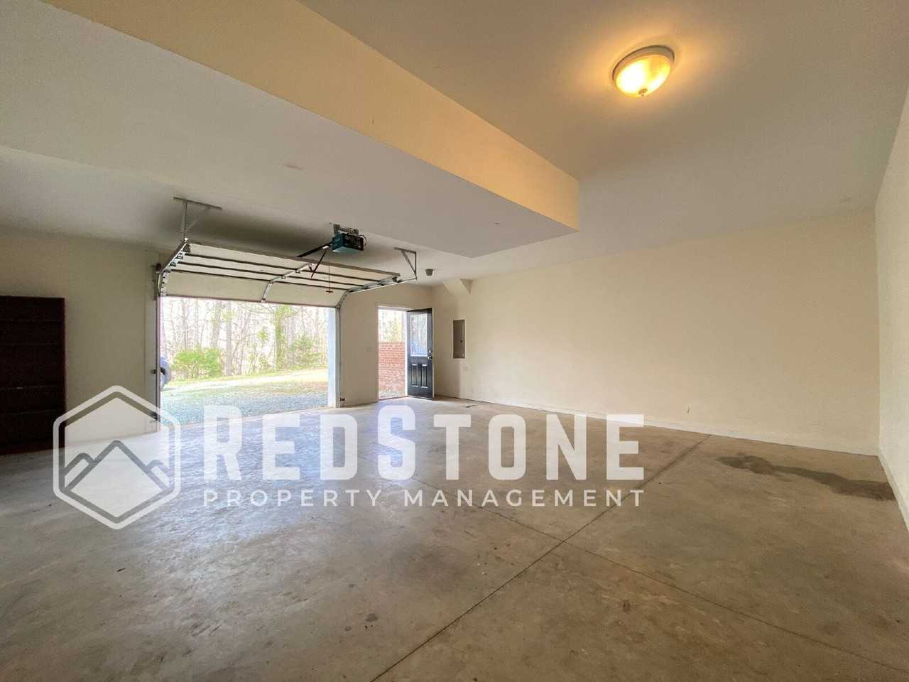 3903 Johns Creek Dr - Photo 4 of 28