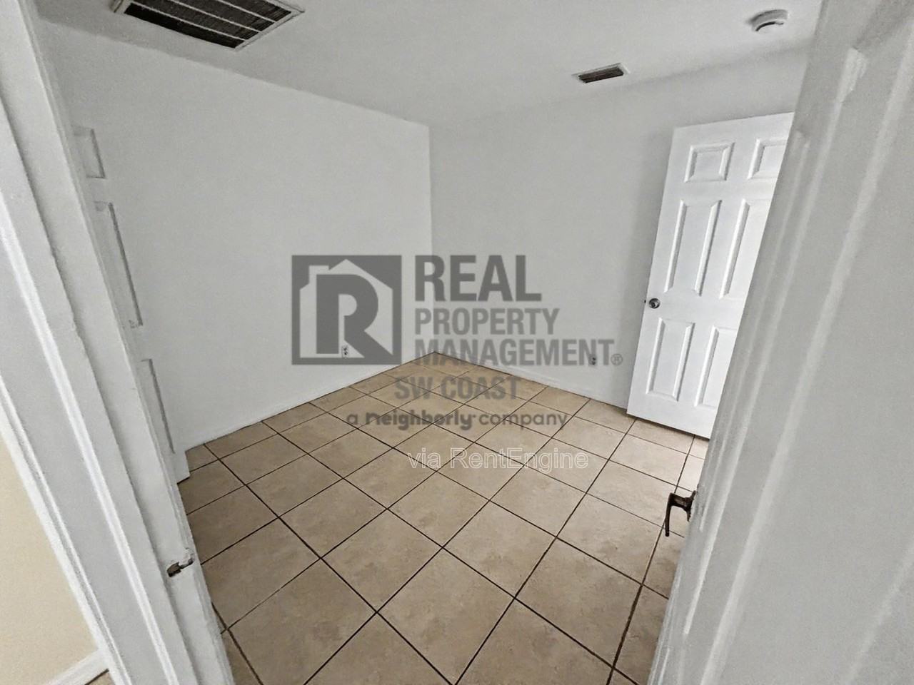 127 John Ave S - Photo 5 of 16