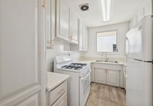 333 S Rexford Dr #5 - Photo 1 of 1