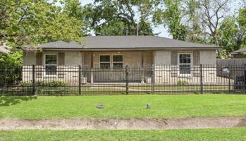 featured image of 709 E 41st St