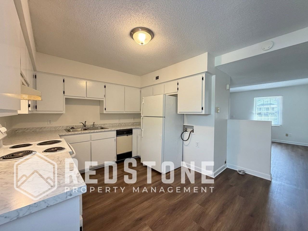 1730 Wood Ave #A - Photo 5 of 19