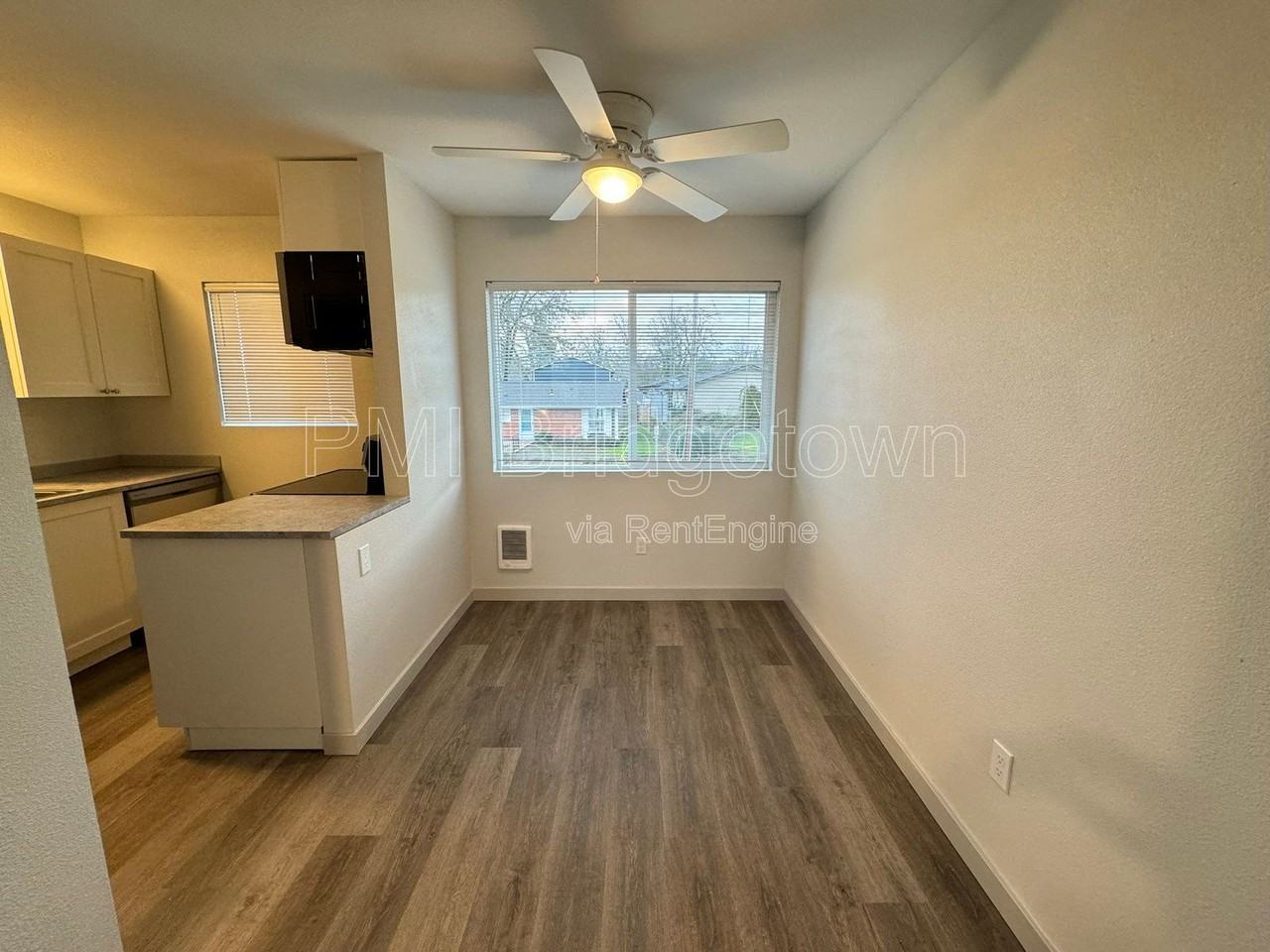 4800 Se Boardman Ave #5 - Photo 6 of 17