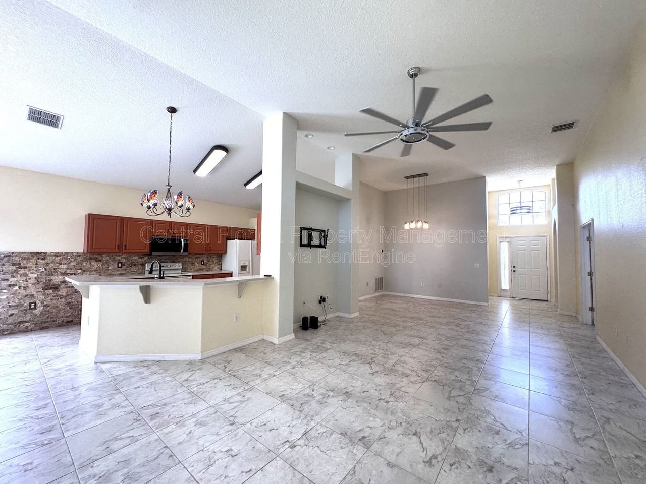 140 Moss Ln - Photo 6 of 24