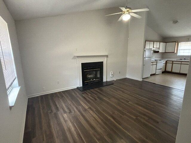 2608 Boone Ct #A - Photo 2 of 14