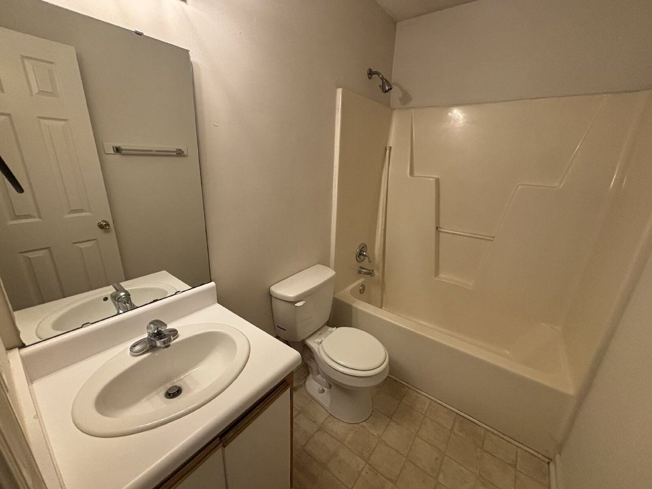 2608 Boone Ct #A - Photo 7 of 14