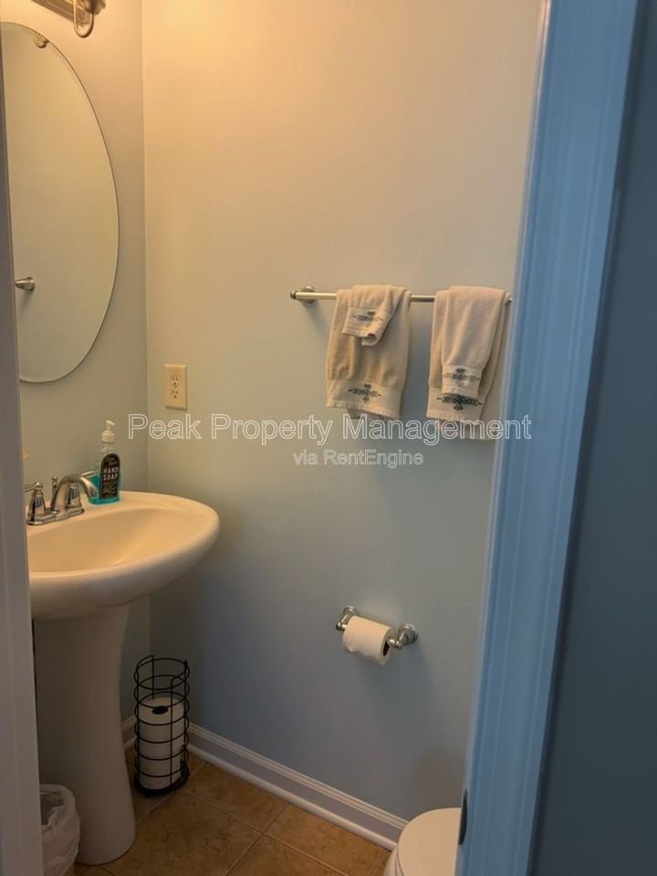5933 Belston Ct - Photo 6 of 17