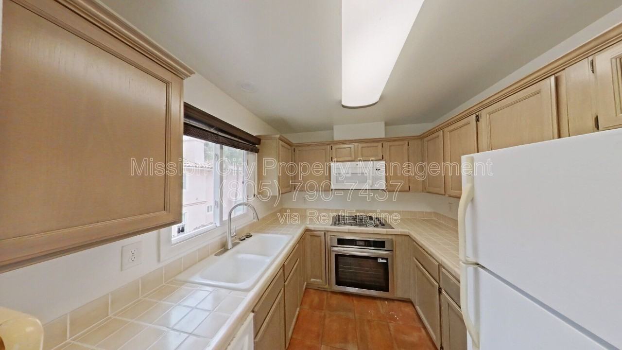 220 Meigs Rd #20 - Photo 6 of 14