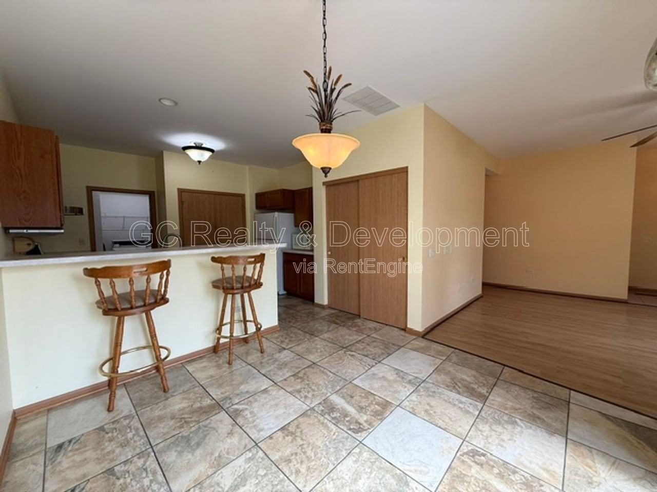 12961 Pennsylvania Ave - Photo 5 of 19
