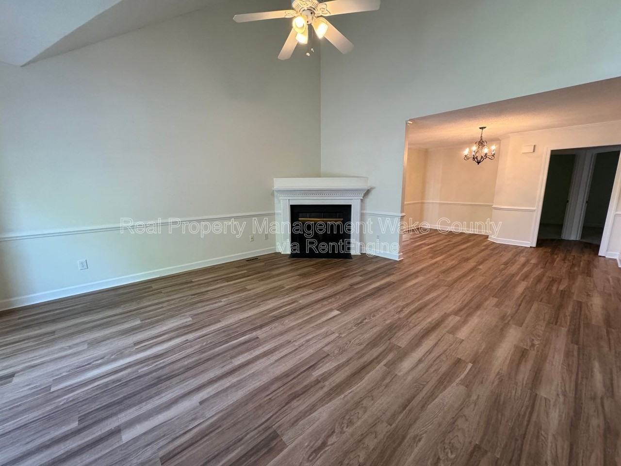 4328 Bartholomew Cir - Photo 7 of 37