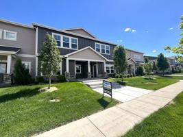 featured image of 1687 Grand Ave #2