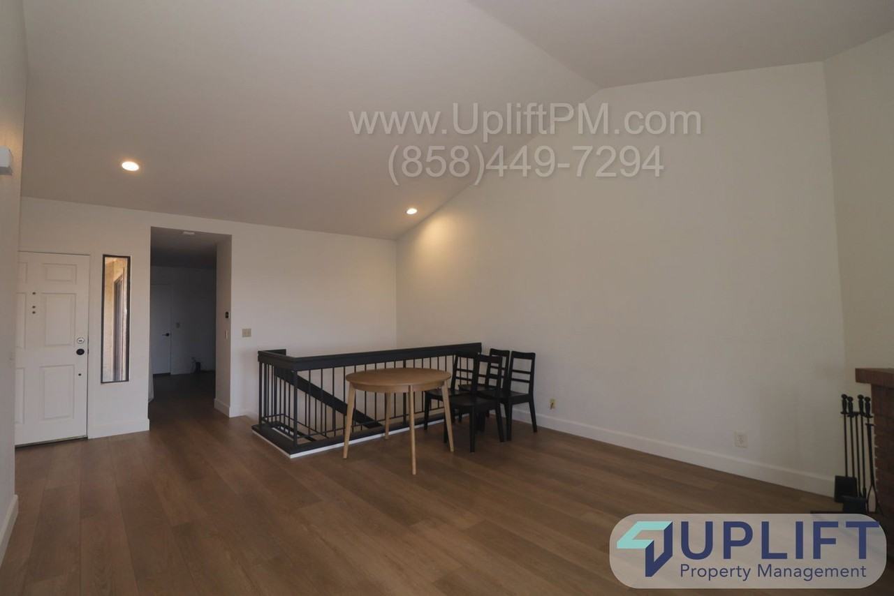 11556 Alkaid Dr - Photo 4 of 19