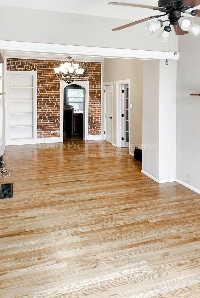 1733 W 39th Ave - Photo 2 of 27