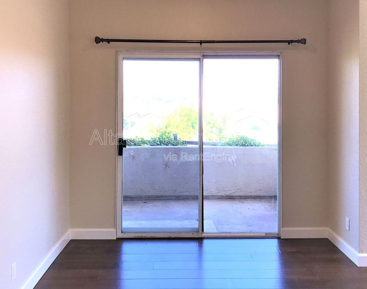 1510 Calle Devanar - Photo 4 of 19