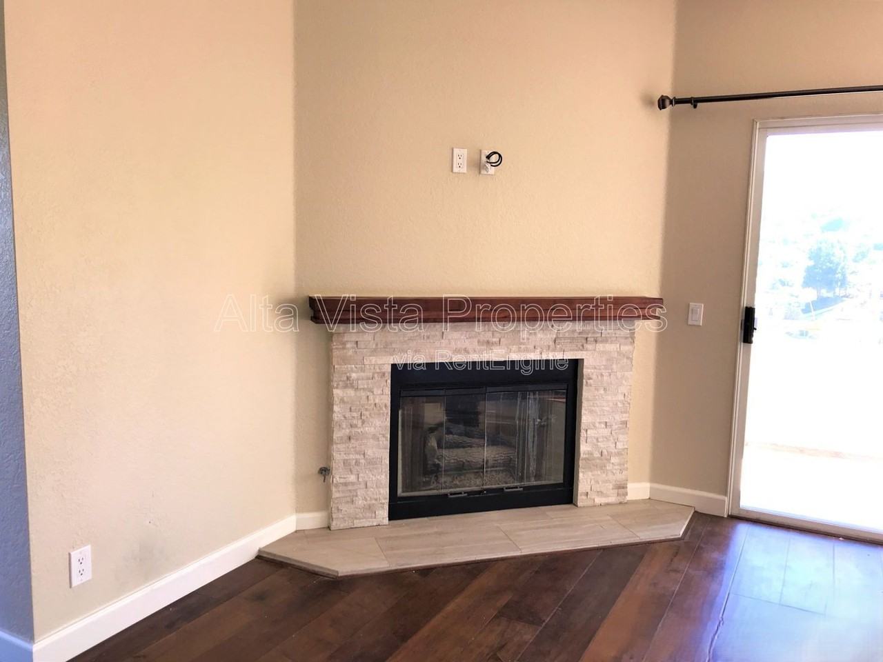 1510 Calle Devanar - Photo 5 of 19