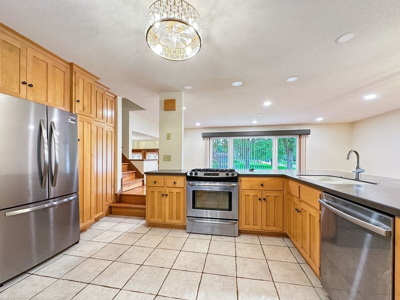 3830 Union Terrace Ln N - Photo 5 of 24