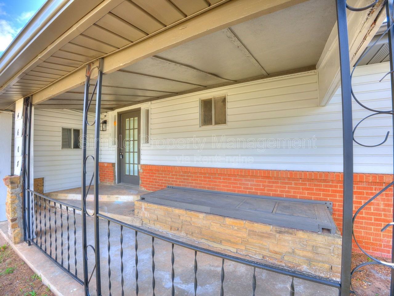 4608 N Libby Ave - Photo 2 of 27