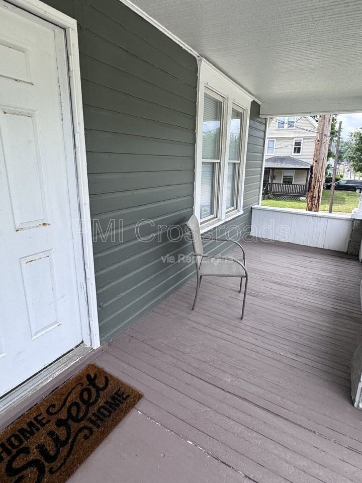 277 Fountain St - Photo 4 of 35