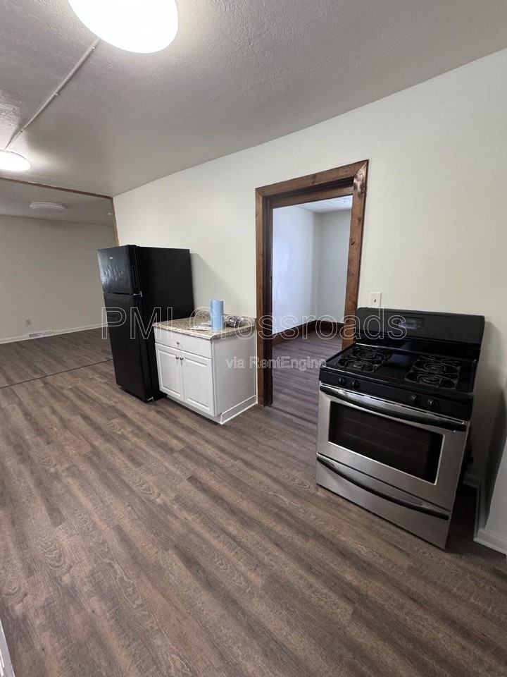 277 Fountain St - Photo 6 of 35