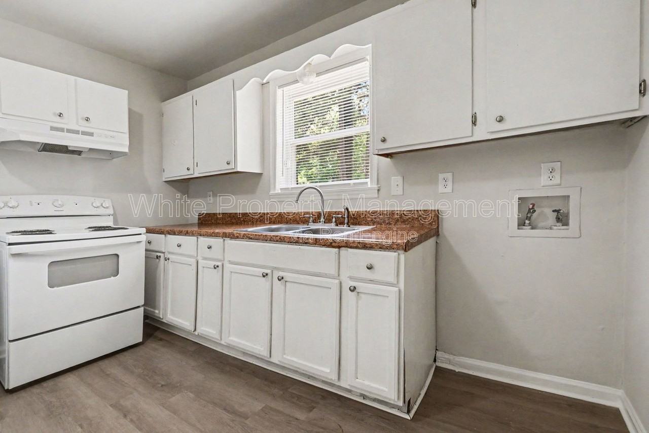 9131 Feldbank Dr - Photo 6 of 14
