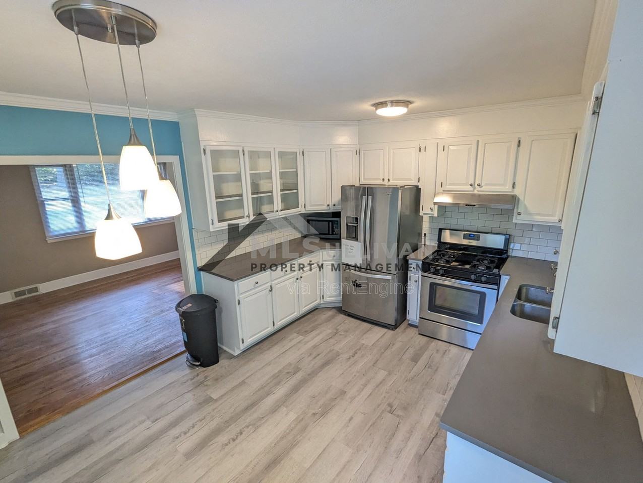 3126 Dixon Rd - Photo 4 of 16