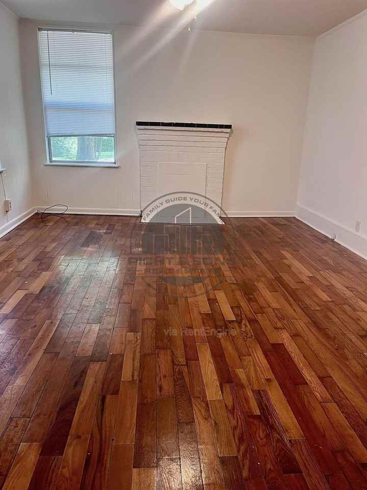 2022 Hollywood Dr #1 - Photo 2 of 9