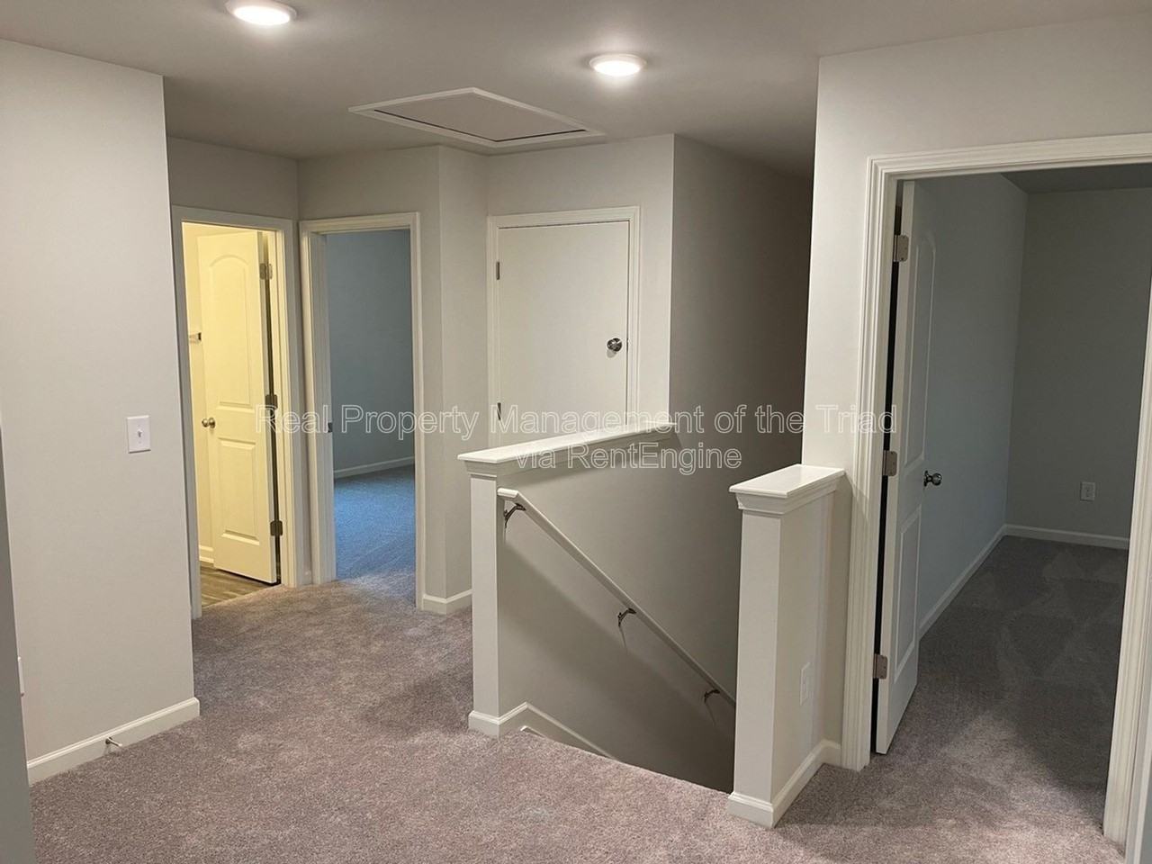 3824 Miller Dr - Photo 4 of 13