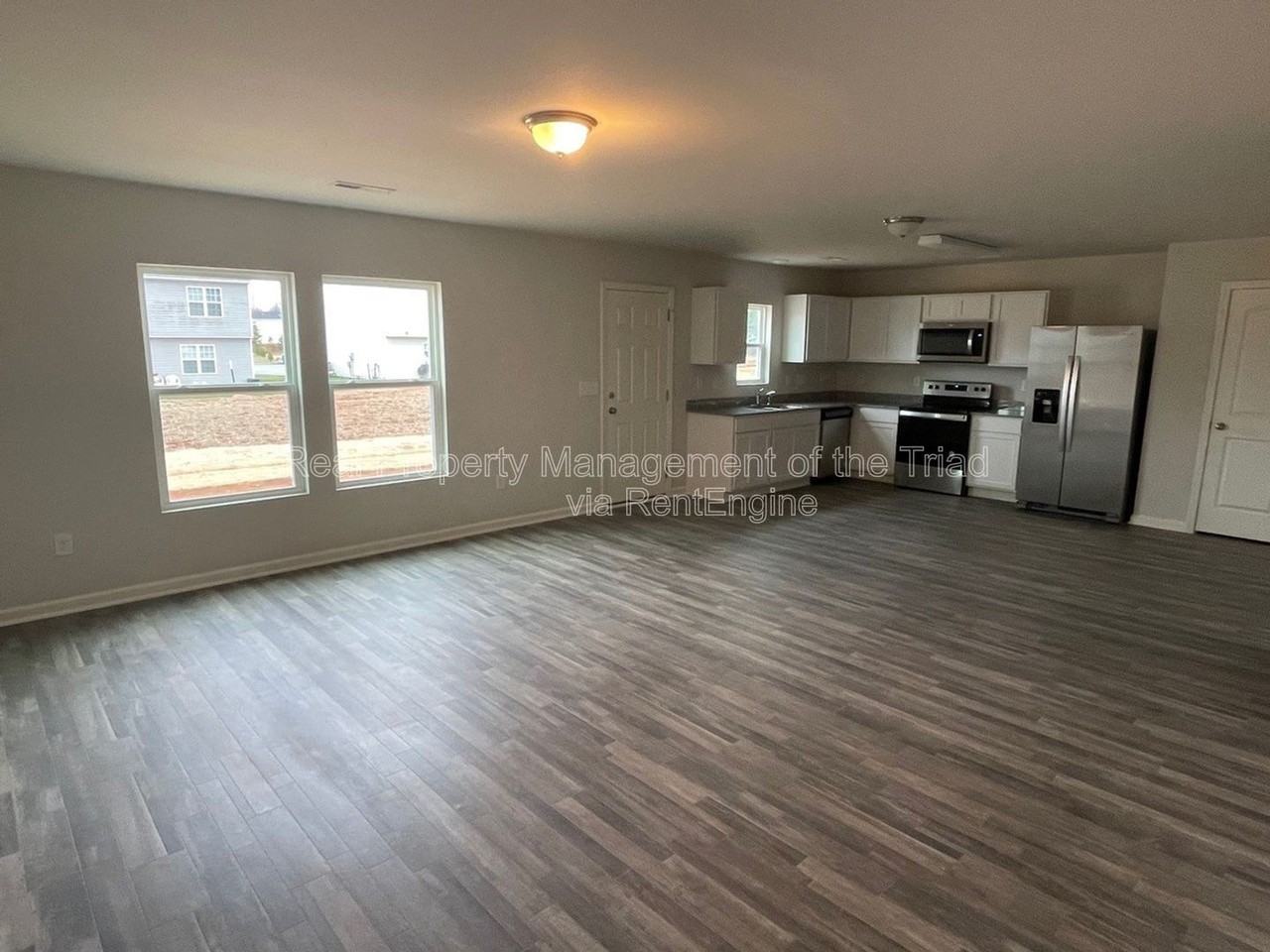 3824 Miller Dr - Photo 7 of 13