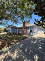 featured image of 417 N Citrus St