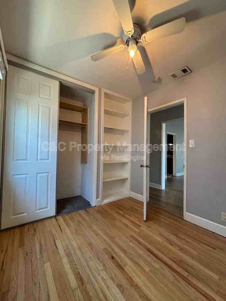 417 N Citrus St - Photo 7 of 18