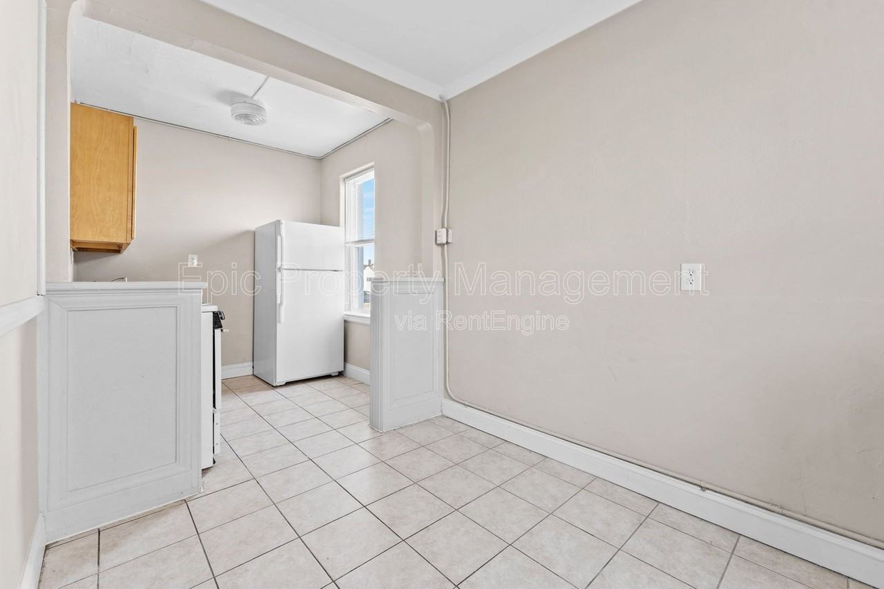 7100 Freda St #106 - Photo 3 of 8